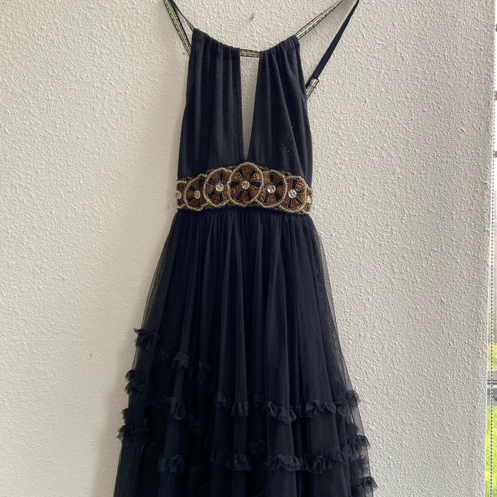 Beautiful old school Free People Sequin tulle dress size 4